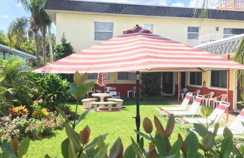 Sunset Reef Apartment | Carousel Suites -Redington Shores
