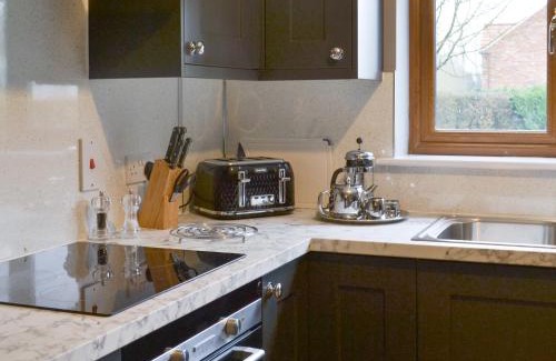 Lincoln House | Carp Cottage - Ukc1907