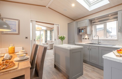 Welney House | Carp Lodge - Two Bedroom House, Sleeps 4