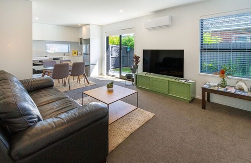 Christchurch House | Carpark/CBD/Warm and Quiet/Standalone/Sunny