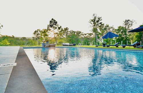 Hewitt House | Carpathia West Estate