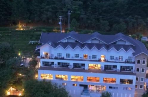 Campos do Jordao Apartment | Carpe Diem Boutique - Dúplex Hidro e Varanda