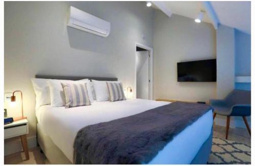 Campos do Jordao Apartment | Carpe Diem Boutique - Dúplex Hidro e Varanda