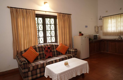 Kushalnagar Villa | Carpe diem stay a holiday home located in the midst of greenery away from town.
