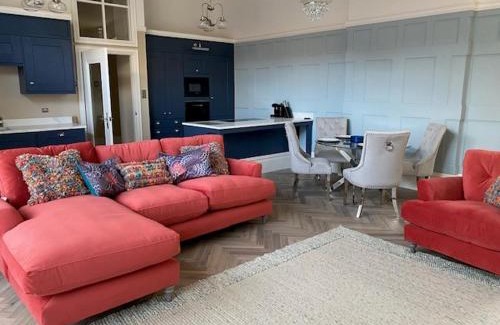 Cirencester Apartment | Carpenters Building