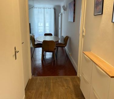 Nimes City Centre Apartment | Carré Crémieux