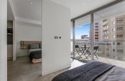 Gibraltar Apartment | Carrara Eurocity - Luxury Family Apartment with Resort Style Pool - Children stay for Free