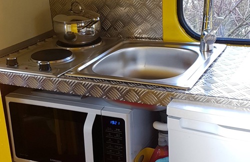 Marchais House | Carriage-Bus insolite-Ensuite with Jet bath-Panoramic-Garden view