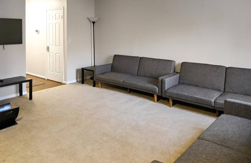 White Oak House | Carriage Guest House