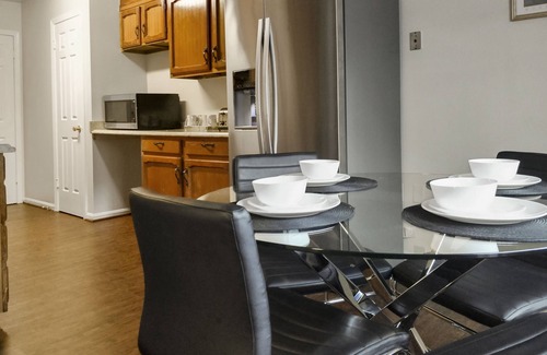 White Oak House | Carriage Guest House