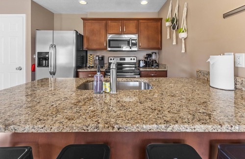 Kennedy King House | Carriage Home w/early check in