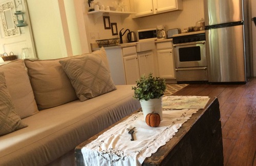 Napa House | Carriage House at Main Street Farmhouse!
