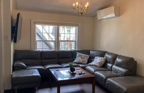 Wolfville Bed & Breakfast | Carriage House - KingBed, Full Kitchen, Patio, Downtown