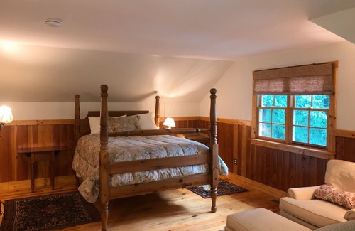 West River House | Carriage House on 42 Acres in West River. Just 17 Miles from Annapolis.