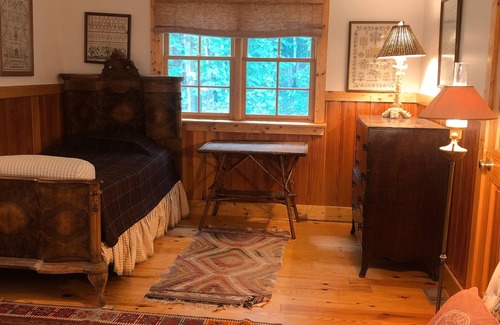 West River House | Carriage House on 42 Acres in West River. Just 17 Miles from Annapolis.