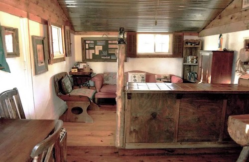 Glen Rose Cabin | Carriage House. River Cabin. Sleeps 4