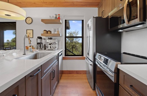 Overgaard Apartment | Carriage House