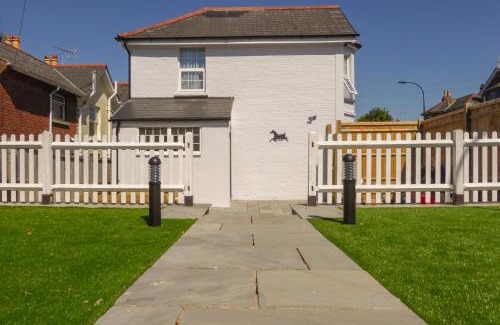 Shanklin House | Carriers Cottage, Isle of Wight