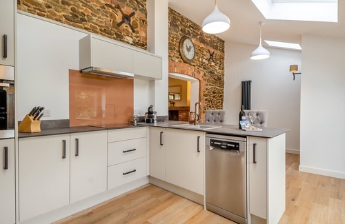 Grimston House | Carrstone Cottage - Two Bedroom House, Sleeps 4