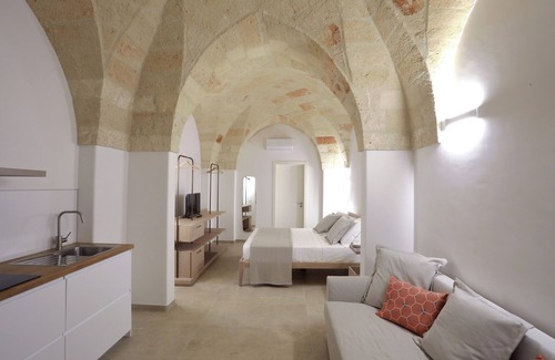 Cenate Bed & Breakfast | Carrubia
