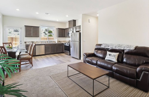 Carson City House | Carson City Retreat ~ 1 Mi to Hot Springs!