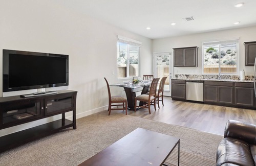 Carson City House | Carson City Retreat ~ 1 Mi to Hot Springs!