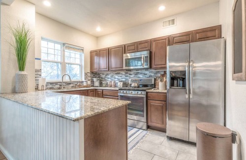 Downtown Tulsa Apartment | Carson Flats #3-Downtown|BOK|OSU MED|Gathering Pl