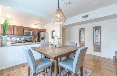 Downtown Tulsa Apartment | Carson Flats #3-Downtown|BOK|OSU MED|Gathering Pl