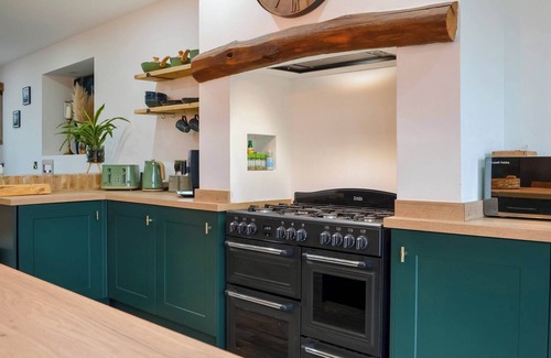 Great Hatfield Cottage | Cart House - UK48812