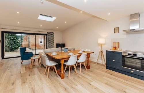 Cuddesdon Apartment | Cart Shed - 2 bed apartment - close to Oxford