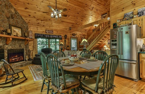 Ellijay Cabin | Cartecay River Tails