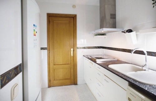 El Turo de la Peira Apartment | Cartella apartment 4 bedrooms and 2 bathrooms with balcony