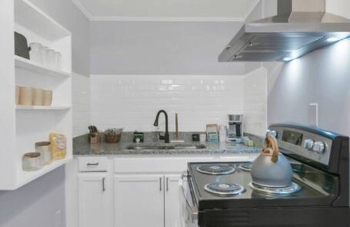 Forest Acres House | Carter Street Guest Suite | Pet Friendly