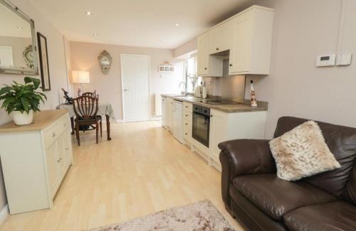 Scawton House | Cartwheel Cottage