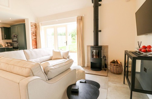 Kneesall Cottage | Carver's Rest