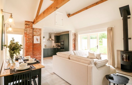 Kneesall Cottage | Carver's Rest