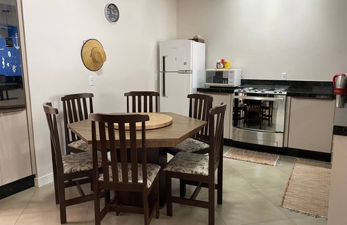 Palhoca House | Casa com Piscina a 200m da Praia - Mar Aberto, Pinheira