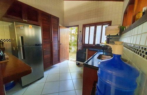 Itamambuca House | Casa Para Famílias com Quadra de Futebol, Piscina e há Poucos Metros da Praia