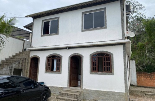 Mambucaba House | Casa Maravilhosa Para Família em Paraty a 100 Metros da Praia