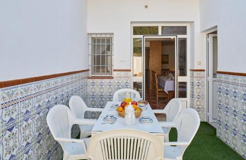 Cuevas Bajas House | Casa Ángeles