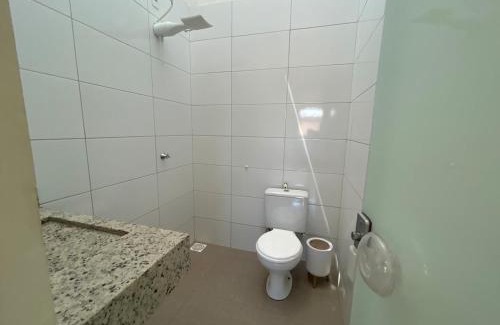 Plano Diretor Sul House | Casa 04 - Casa com 2 quartos, sendo uma suíte localizada próximo a rodoviária e o aeroporto