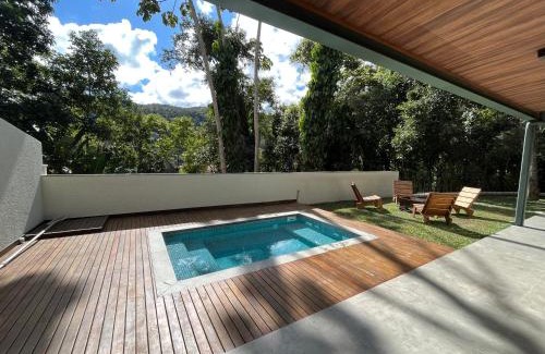 Teresopolis House | Casa 08 Floresta Boa Vista - Piscina Privativa e Lounge com Deck em Meio à Natureza