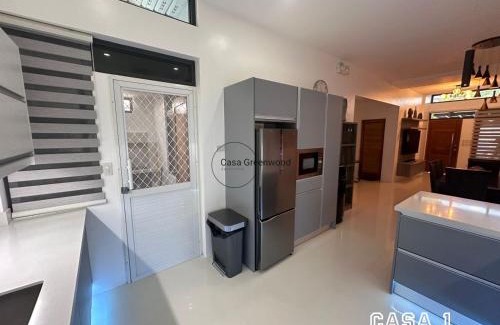 Tarlac House | Casa 1 by Casa Greenwood
