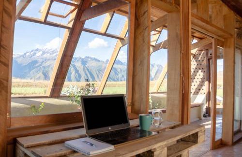 Maras House | Casa 100% ecológica con vista a los glaciares andinos