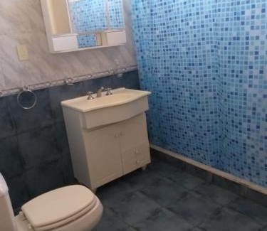 Miramar House | Casa 3 ambientes para 6 personas céntrica