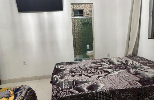 Val-de-Caes House | Casa 3 quartos,1 suite, 3 camas casal,3 camas solteiro,1 banheiro social, quintal, área de serviço, garagem