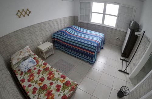 Daniela House | Casa 3 quartos 350m praia Daniela completa c/ lazer