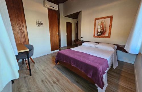 Itacorubi House | Casa 3 quartos no Itacorubi, Wi-fi 600 mega MV0967