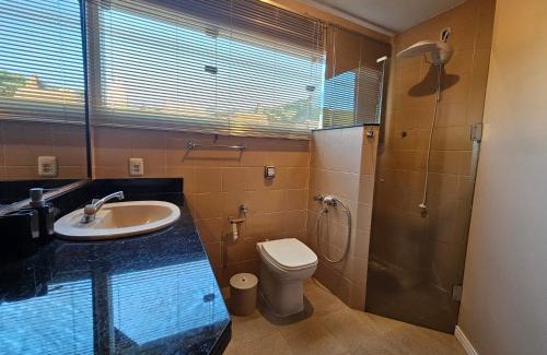 Itacorubi House | Casa 3 quartos no Itacorubi, Wi-fi 600 mega MV0967