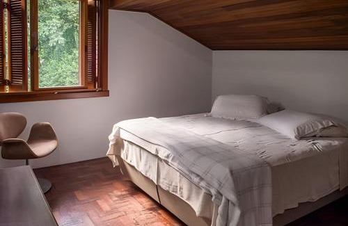 Pinto Bandeira House | Casa 4 suíte, piscina interna em Pinto Bandeira